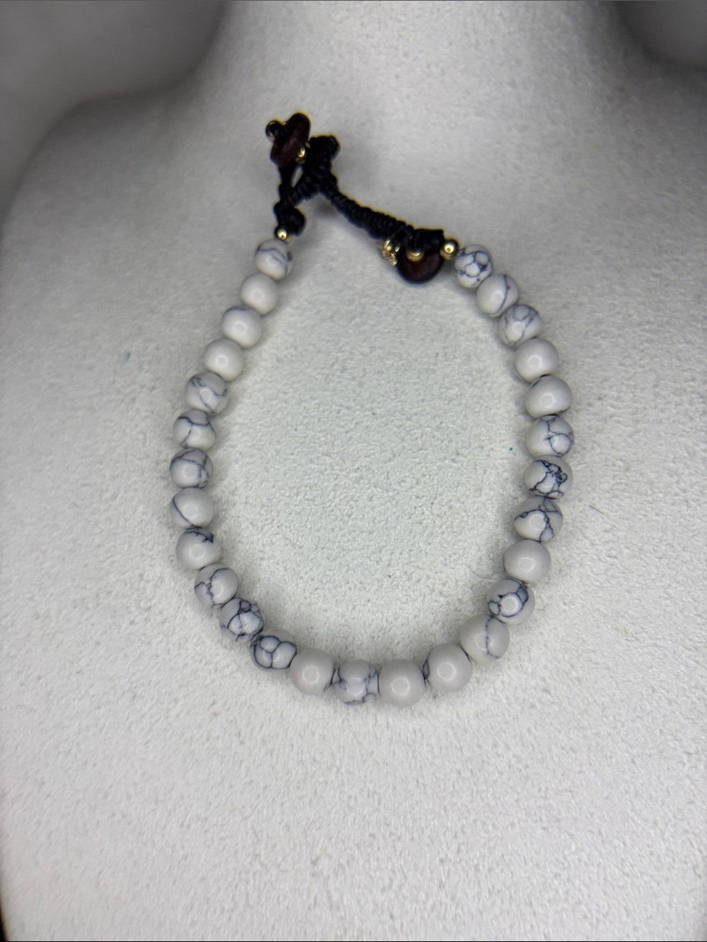 White Howlite Beaded Bracelet adjustable